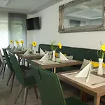 Am Moosrain Garni Hotel