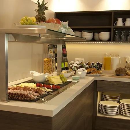 Hotel Am Moosrain Garni Eitting