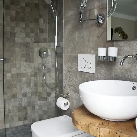 Hotel Am Moosrain Garni Eitting